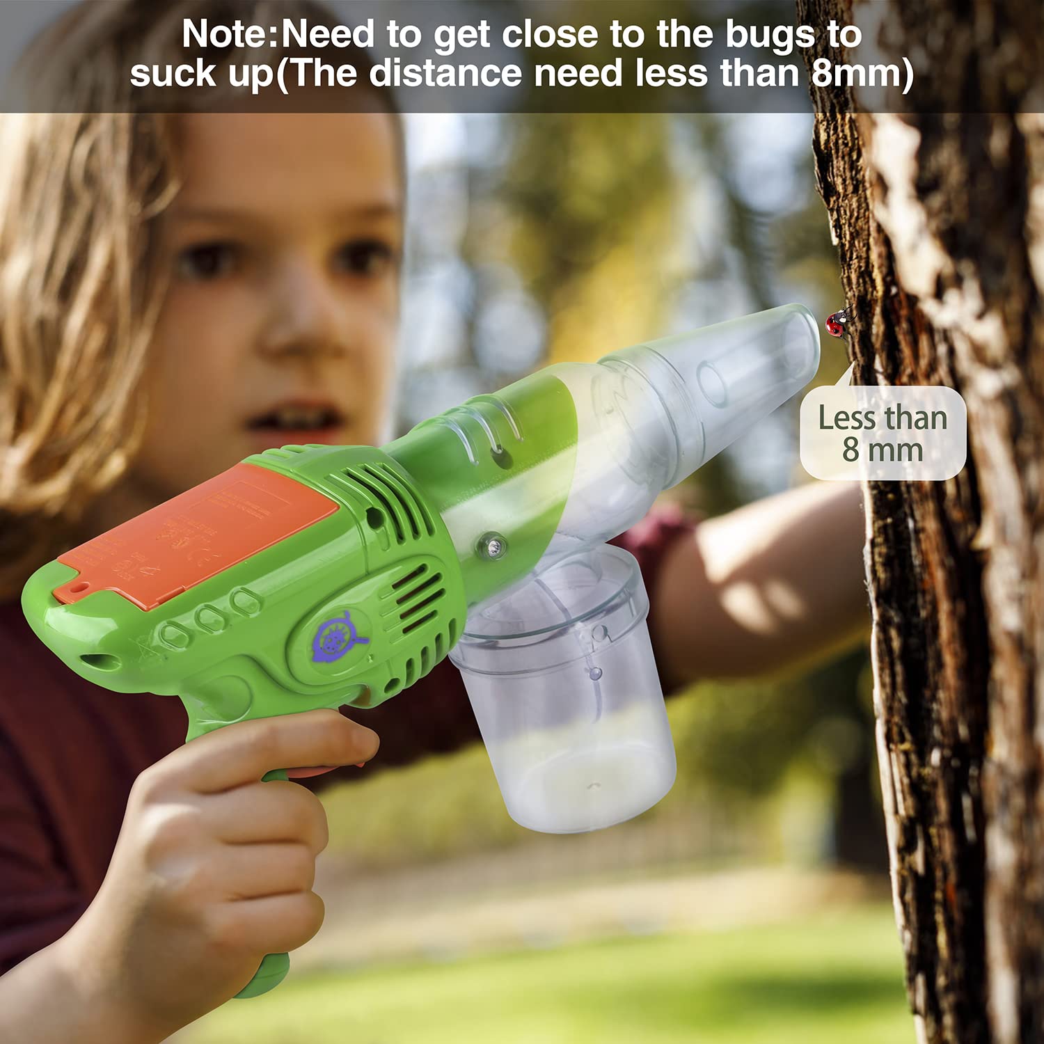 PLAY Bug Catcher detachable container for easy observation and cleanup.