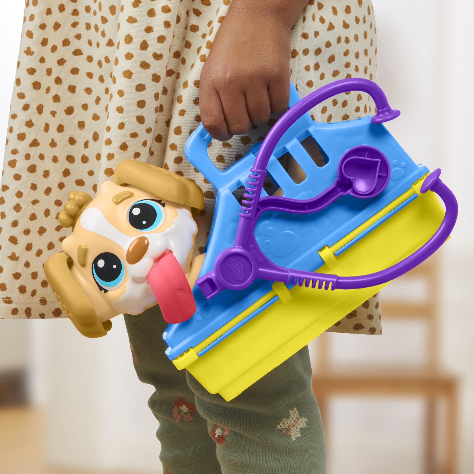 Play-Doh Care 'n Carry tweezers for removing fleas.
