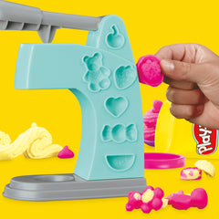 Play-Doh fuels family art time and collaborative creativity.