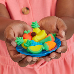 Play-Doh Kitchen Creations Busy Chef's Restaurant Playset five color canisters bring vibrant meals to life.