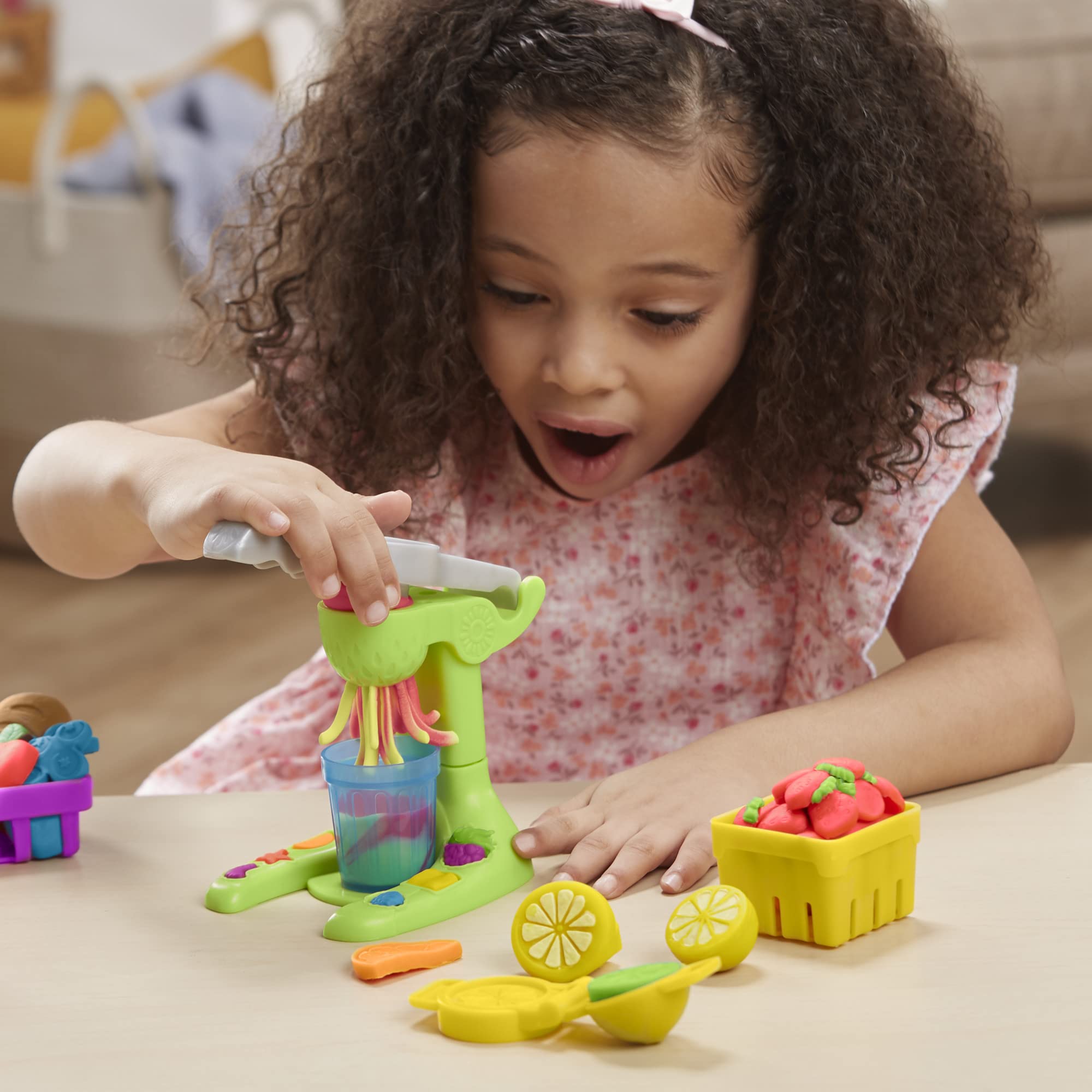 Play-Doh smoothie colors can create vibrant drinks and dessert ideas.