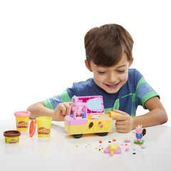 Play-Doh red color can fuels bold creations and story moments