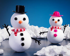Play Visions 22-piece accessories enhance snowman dress-up and storytelling.