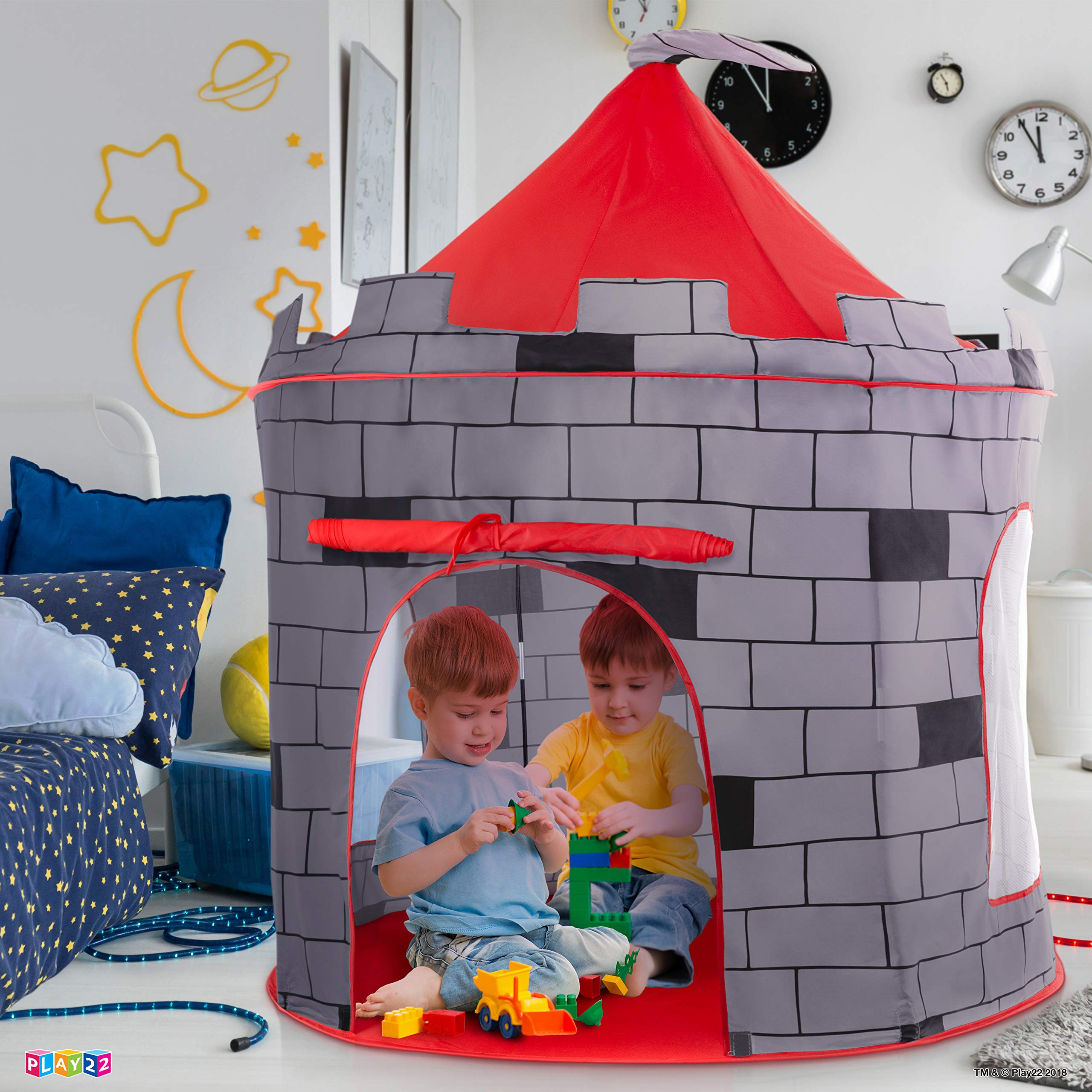 Play22 Knight Castle tent side windows for ventilation and visibility