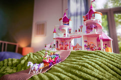 Playmobil Carriage Ride: compact, durable set designed for ages four to ten.