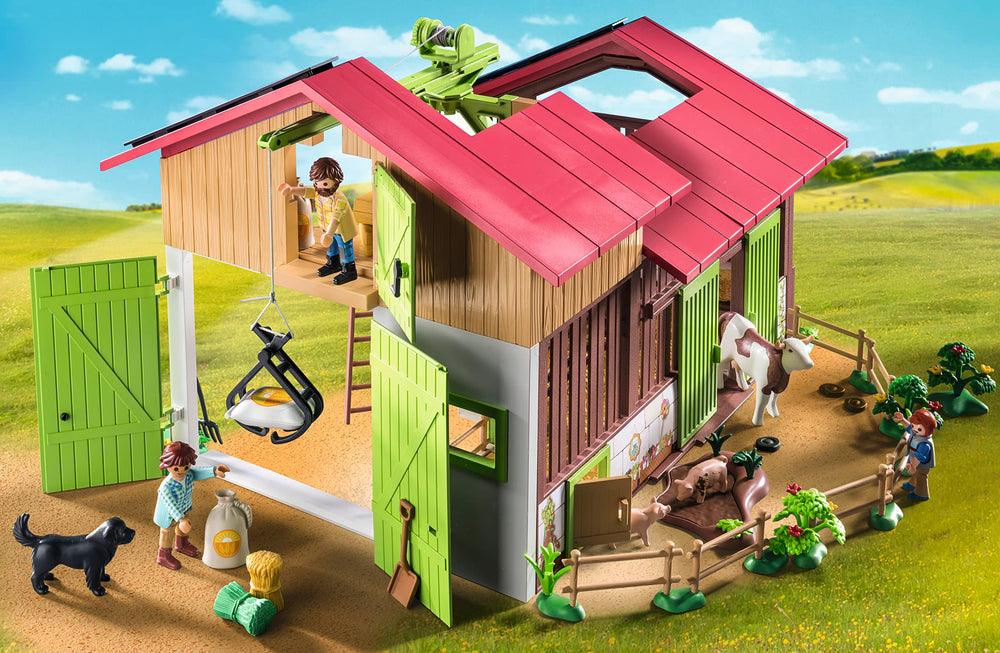 Playmobil Large Farm crane lifts hay bales for realistic farm logistics.