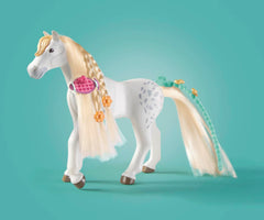 Playmobil mane styling encourages creativity and precise hand movements.