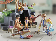 Playmobil Wiltopia campfire scene for family storytelling and meals.