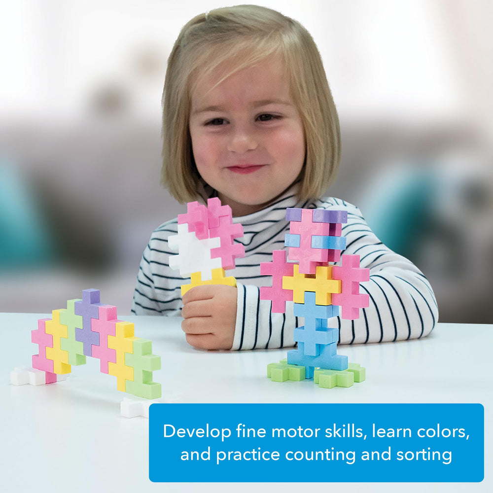 Plus Plus Big on-the-go set encourages play anywhere, from car rides to restaurants.