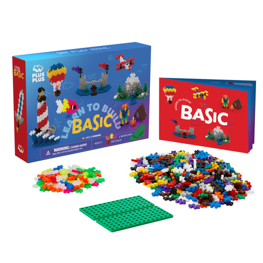 Plus Plus Learn to Build Set green baseplates support stable projects.