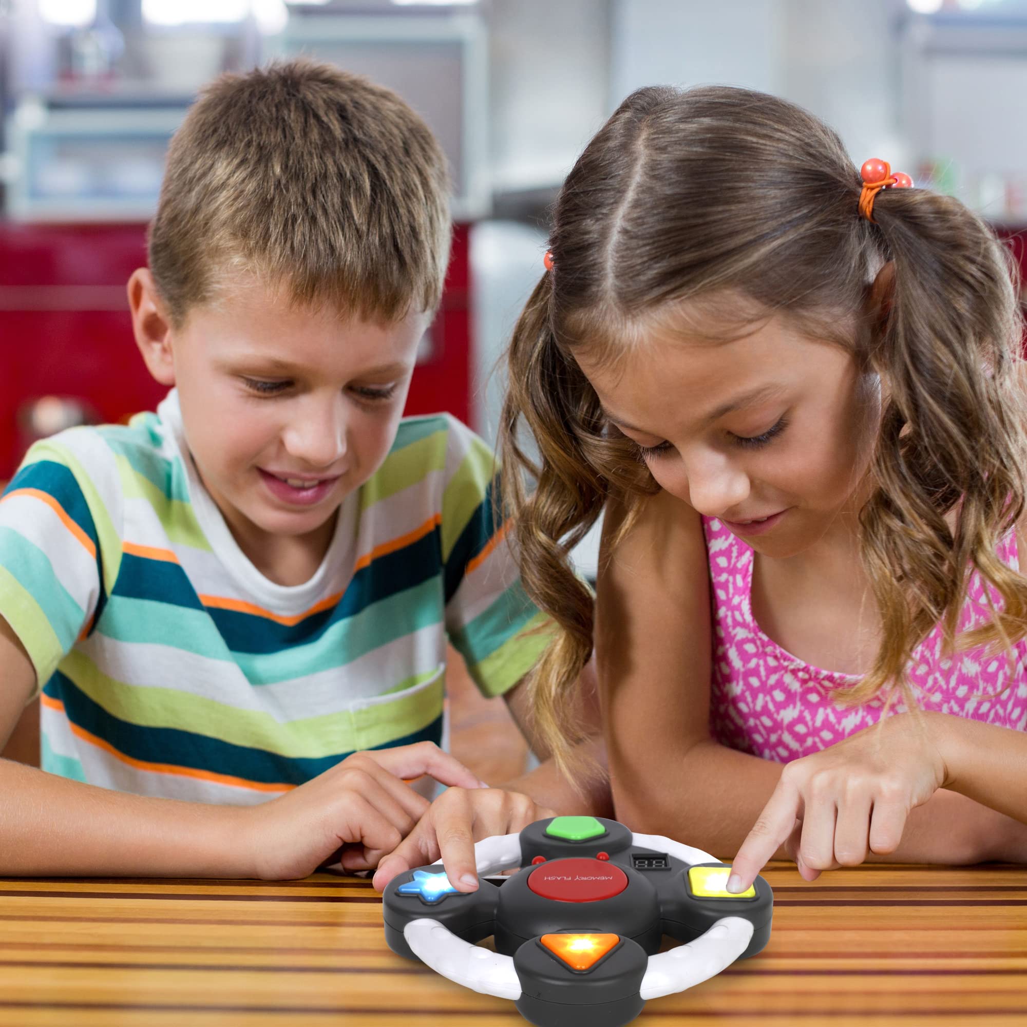 Point Games Memory Flash batteries included for immediate play.