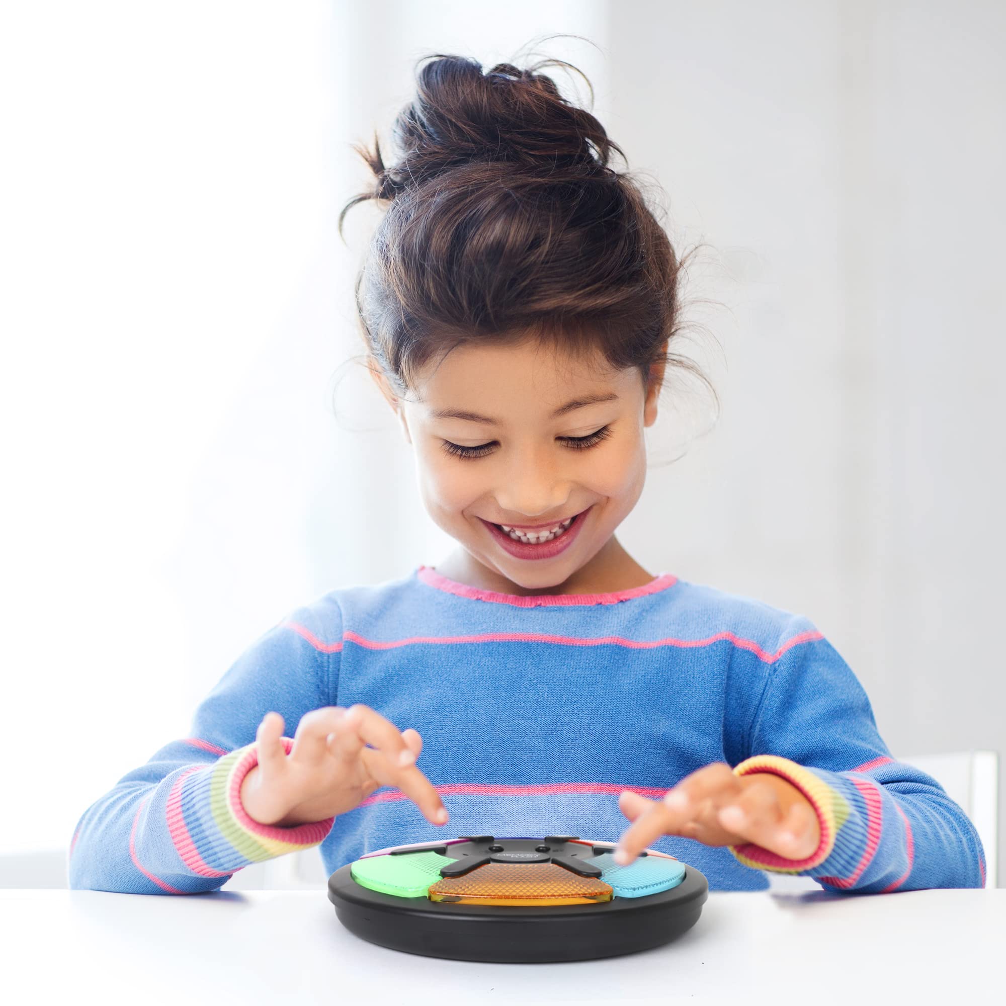 Point Games memory game is lightweight and durable for on-the-go play.