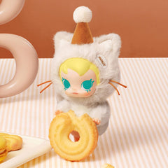 POP MART Baby Molly gift idea image shows a perfect present for fans.