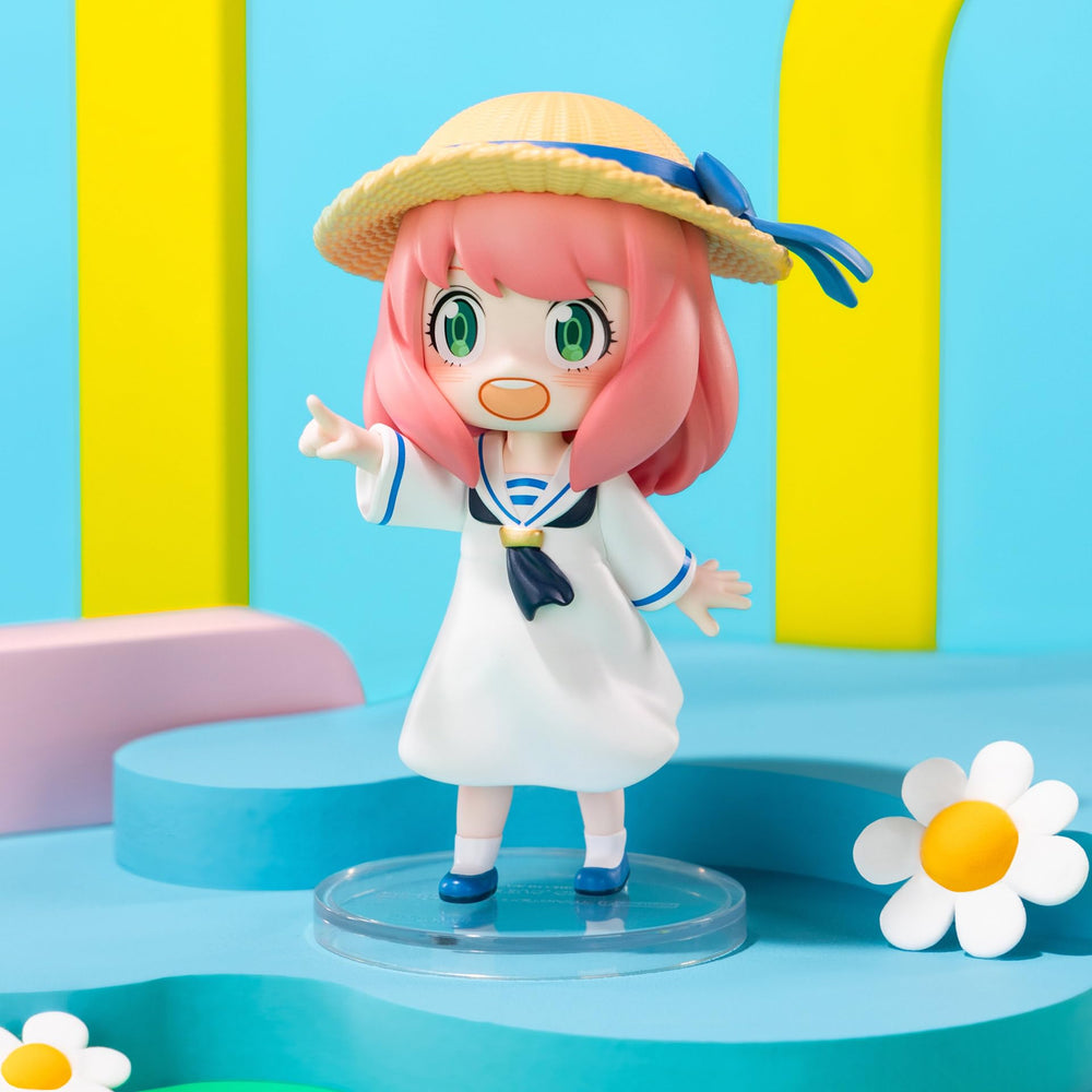 POP MART SPY x FAMILY Anya's DLC figure close-up highlights detail and charm.