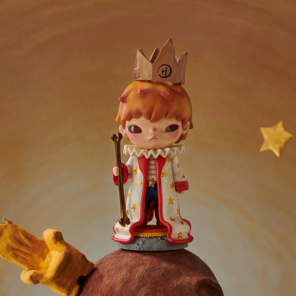 POP MART Hirono Le Petit Prince figure 3 detail, durable materials for long-lasting display.