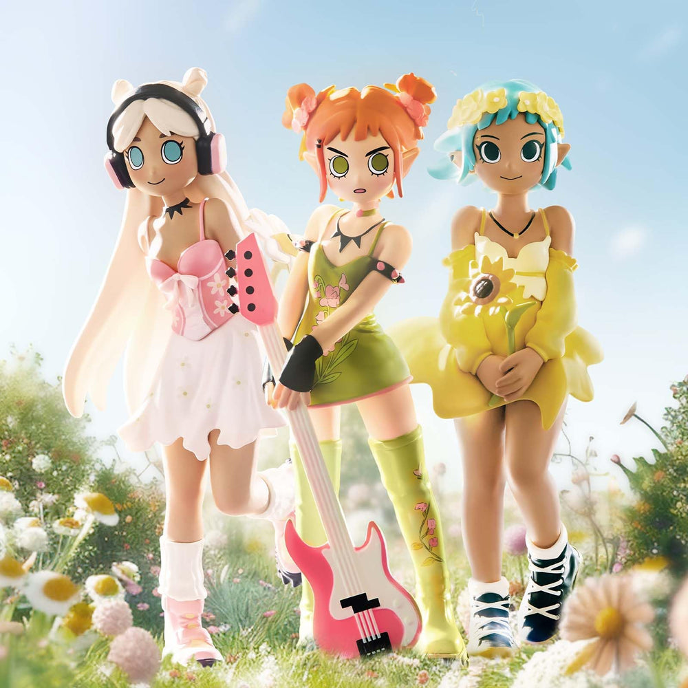 POP MART Peach Riot Punk Fairy 3.5 inch scale facilitates easy shelf display.