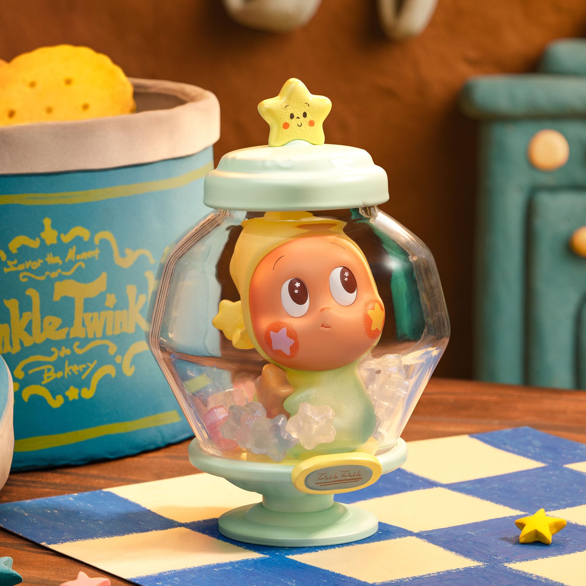 POP MART Twinkle Twinkle secret-edition outline hints at rare collectible appeal.