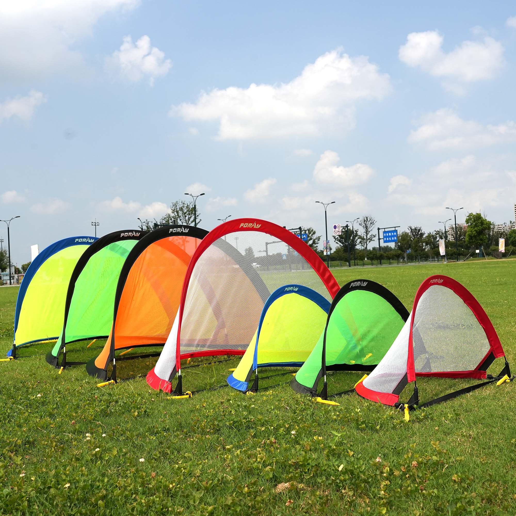 Porayhut versatile use at backyard park or beach for practice