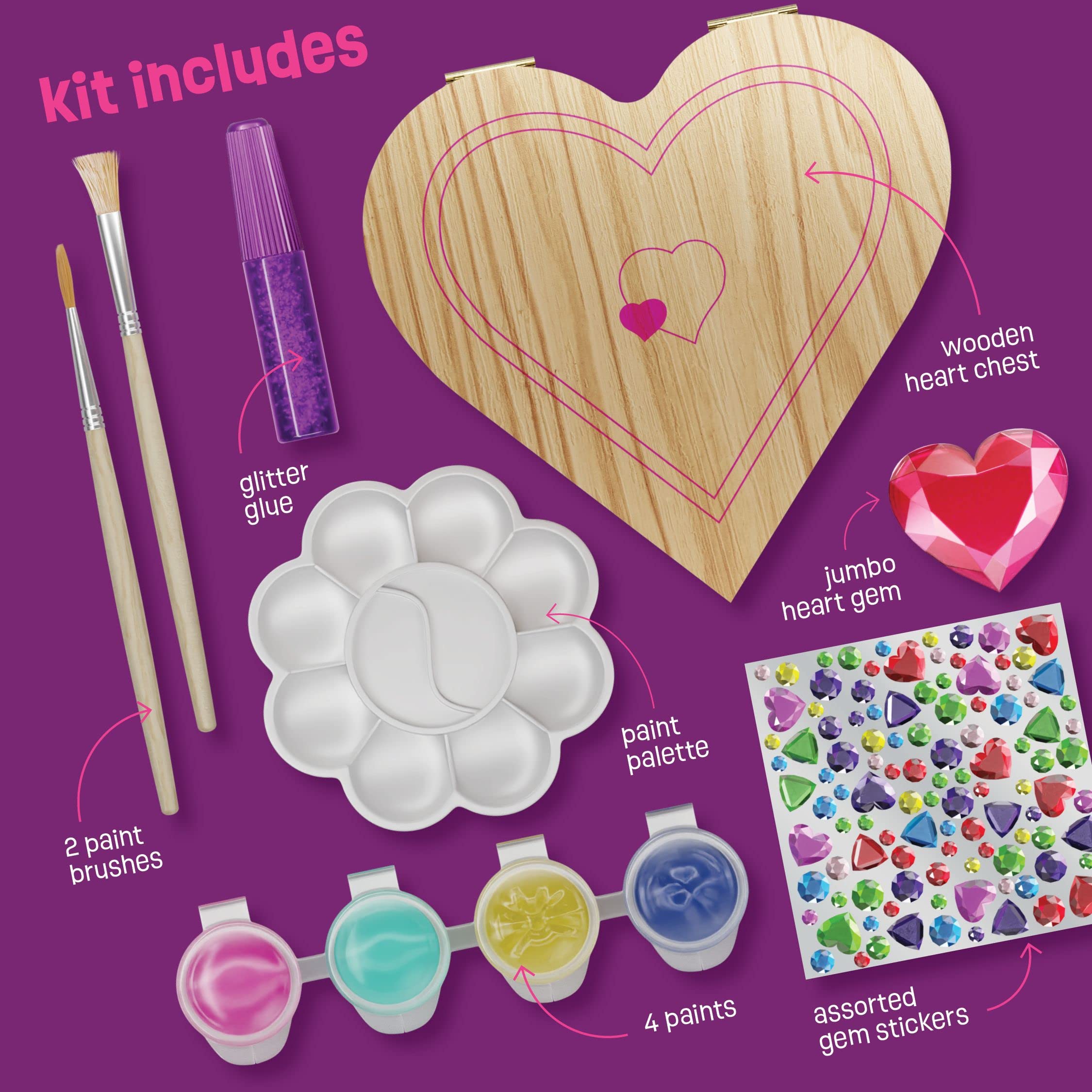 Pretty Me Treasure Box inside-lid mirror inspires pretend play and imaginative storytelling.