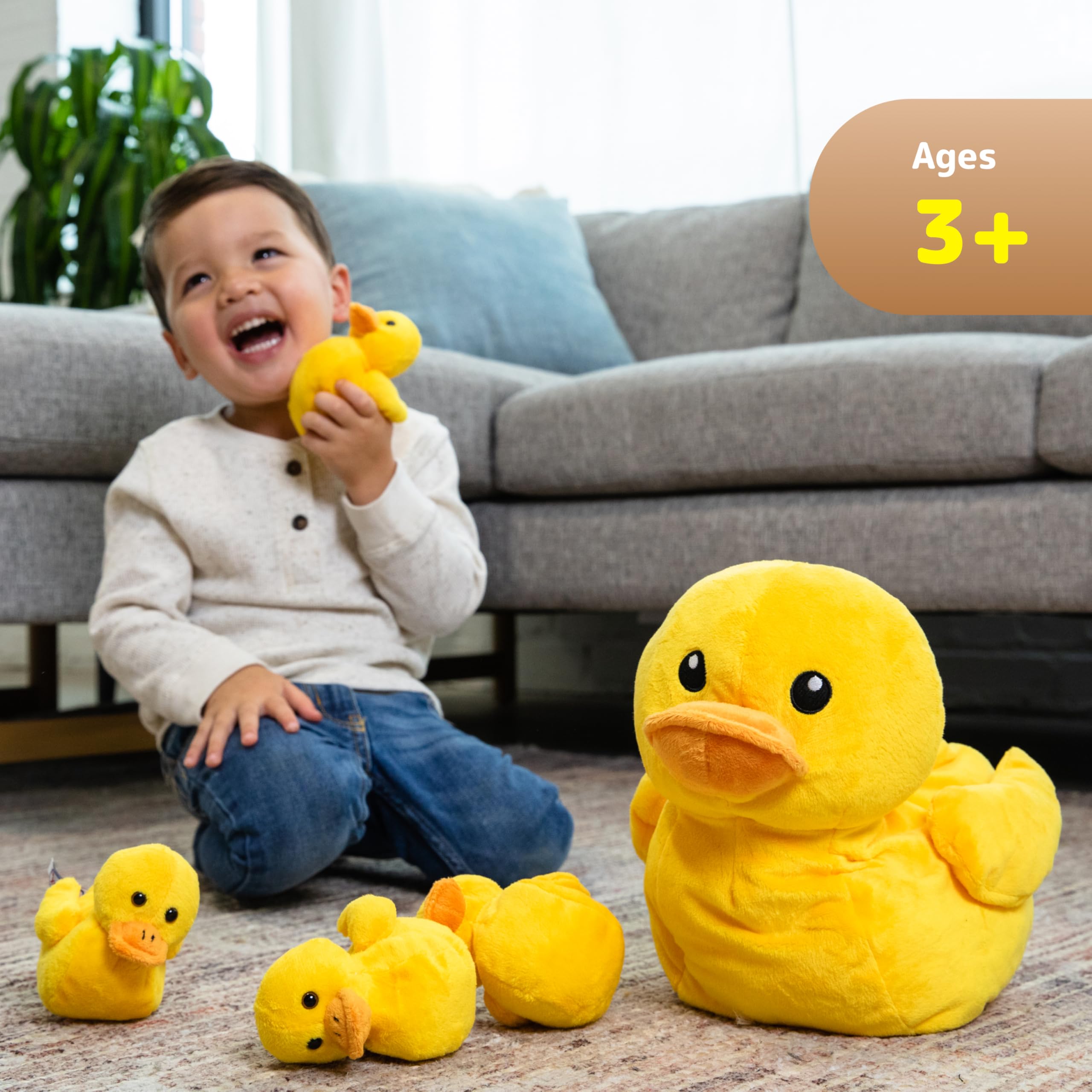 ZIPPERED pouch of PREXTEX Mama Duck for quick storage on the go.
