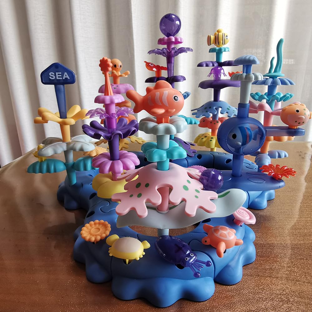 PSDVAYI Easy-to-assemble Ocean Blocks promote fine motor skills and cooperative building.