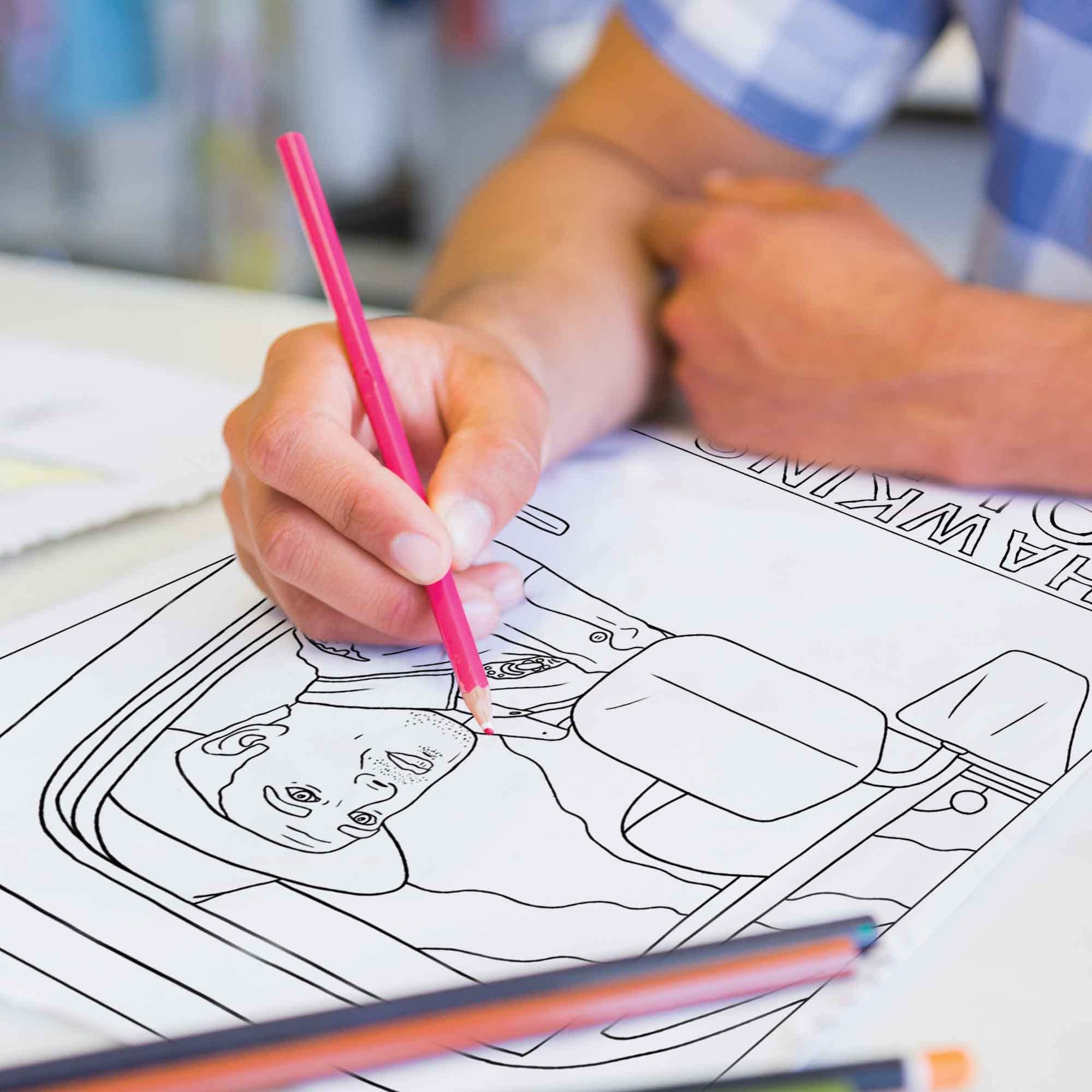 Pun Labs Stranger Colors gift-ready packaging simplifies presenting a thoughtful art gift.