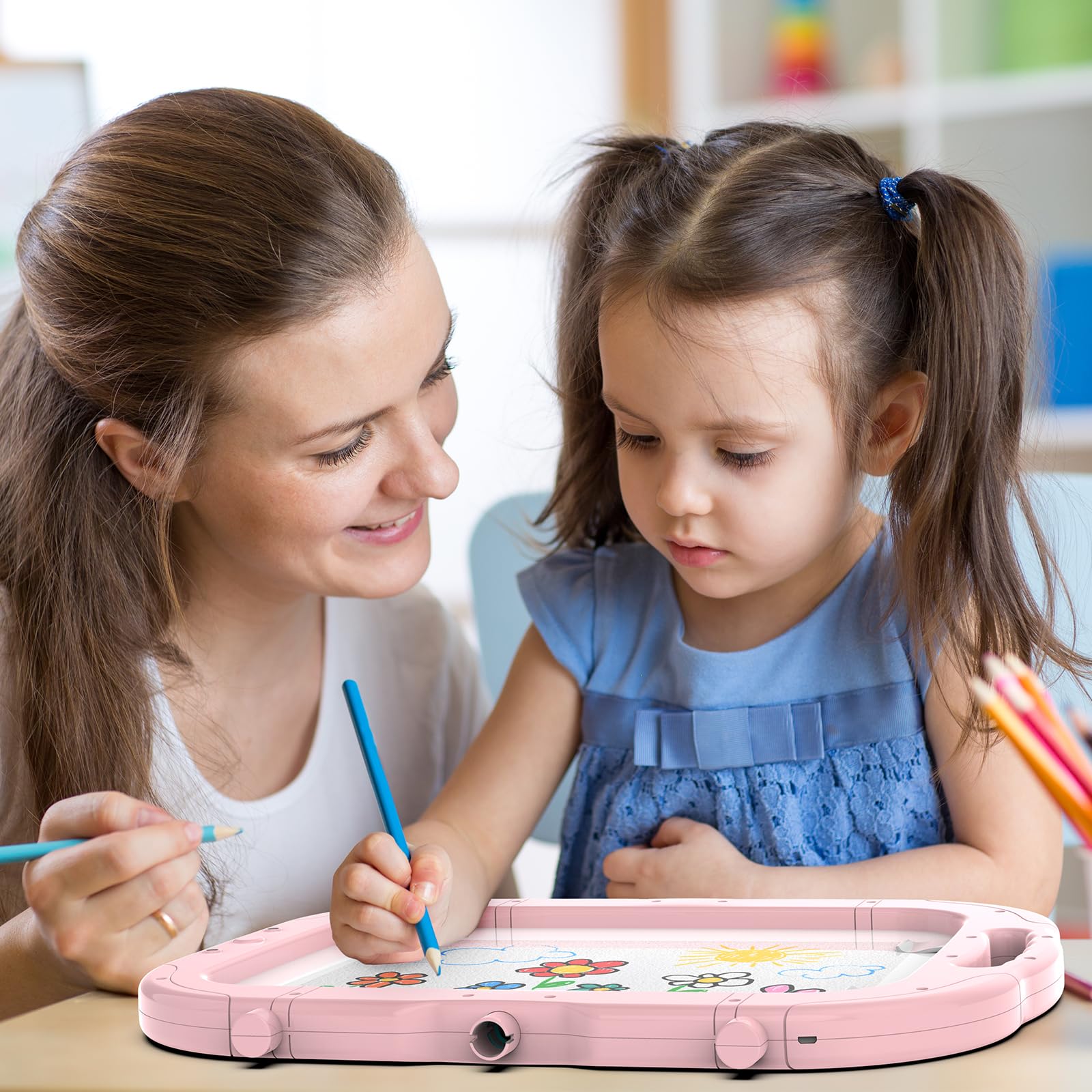 PUPPSITTY portable foldable design for easy art sessions on the go
