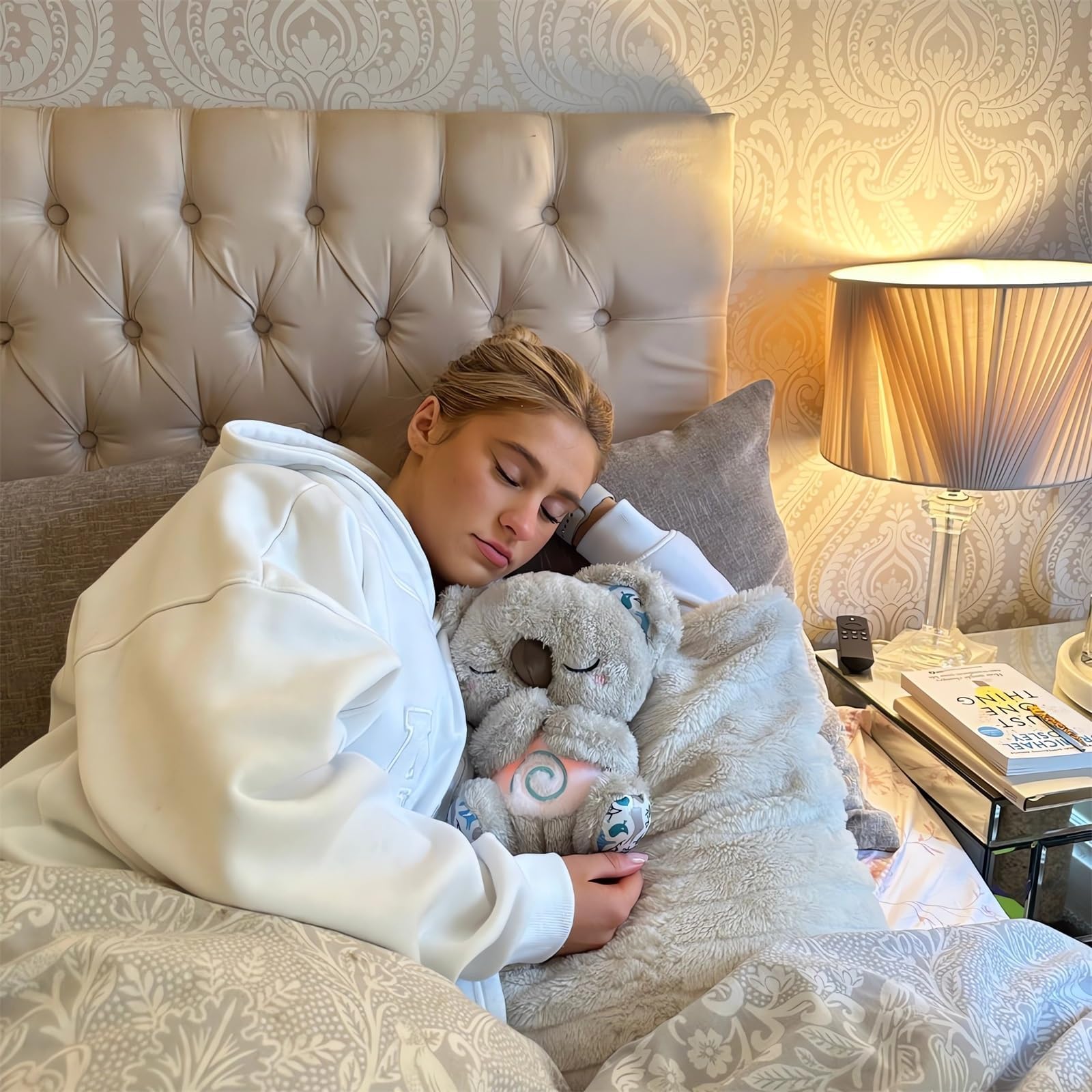 QFCST Relief Koala battery-powered design enables cordless relaxation anywhere.