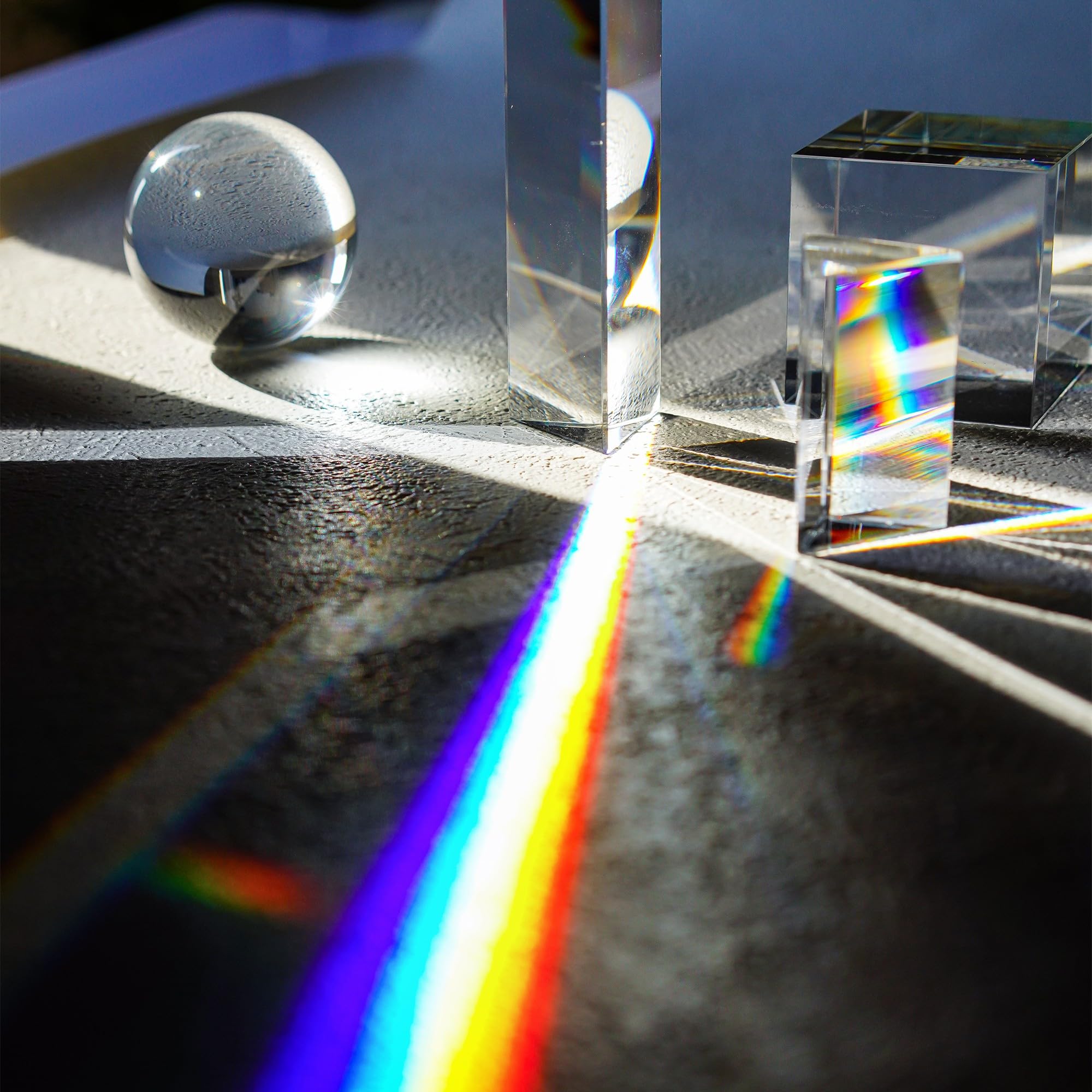 QFkris protective packaging safeguarding prisms during storage.