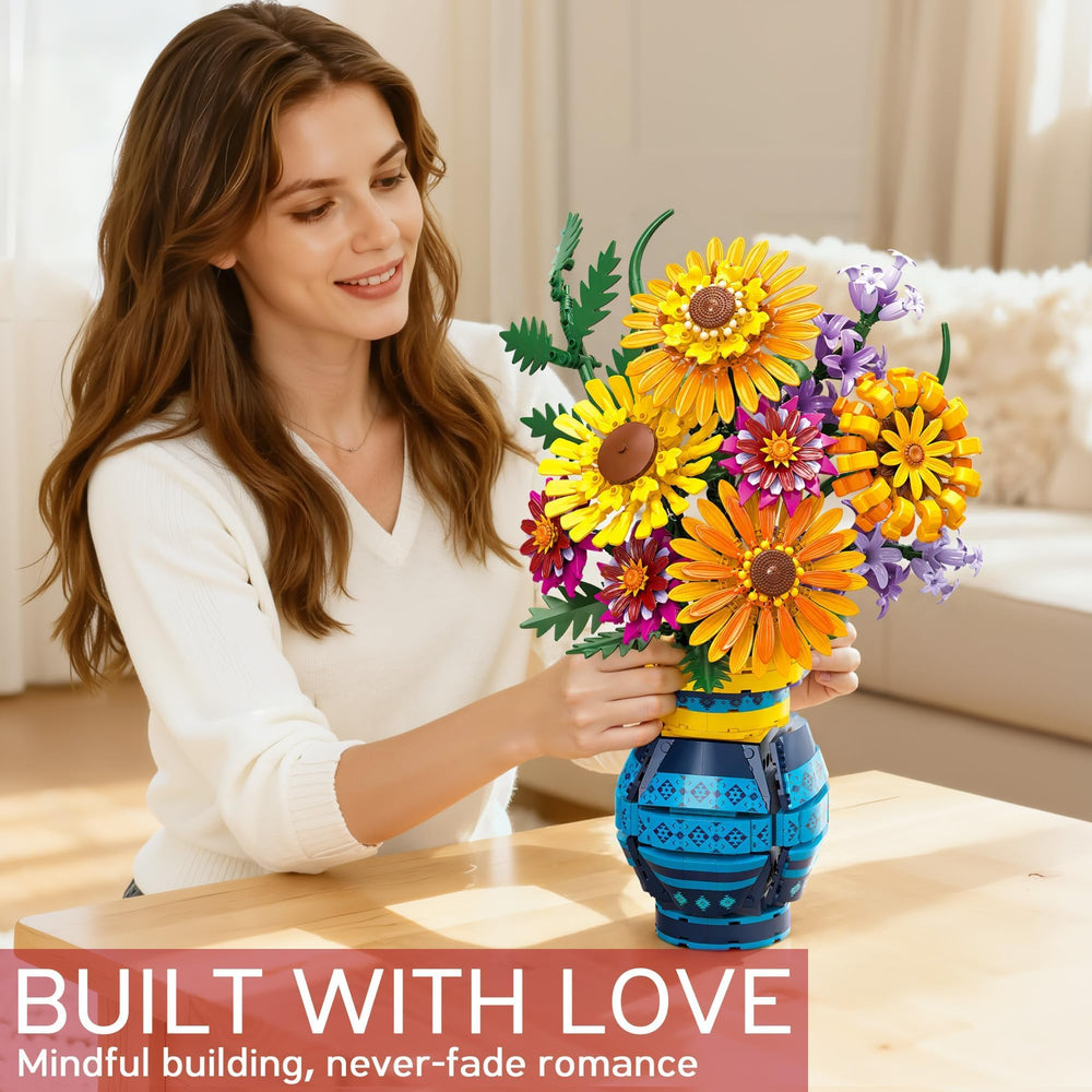 Adjustable stems and vase height to customize your bouquet's silhouette