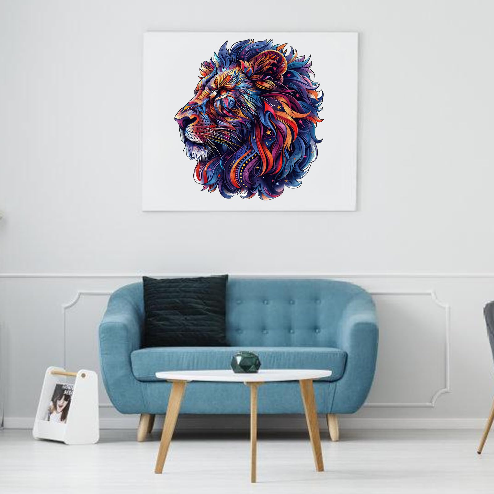 Qiuenisray royal animal art puzzle emphasizes regal design for living room display.