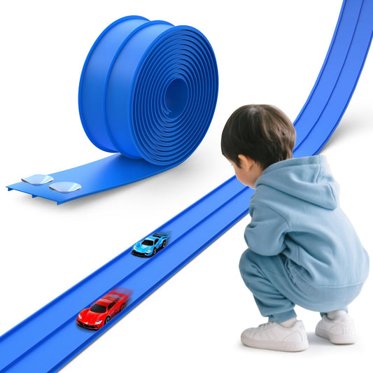 QLANGGO 15ft flexible race track starter set on a smooth table for imaginative play