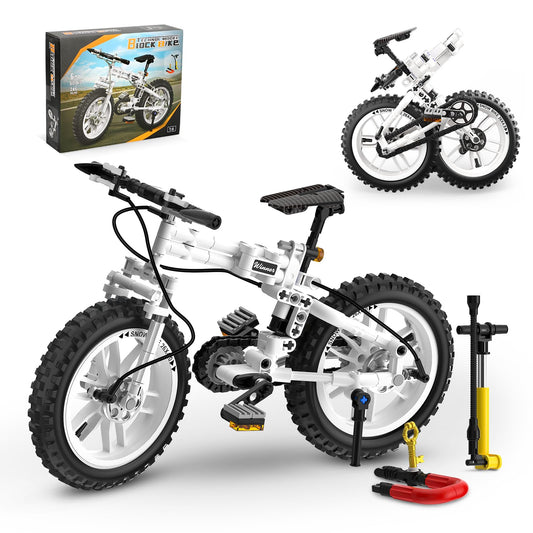 QLT QIAOLETONG foldable bike model close-up emphasizes gears for hands-on STEM learning.