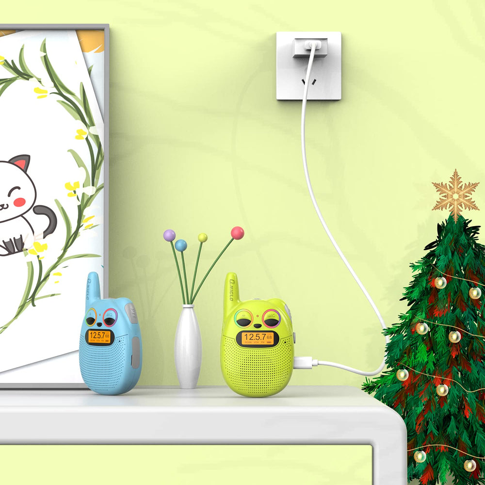 QNIGLO kids walkie talkies two-pack box, ready for gifting