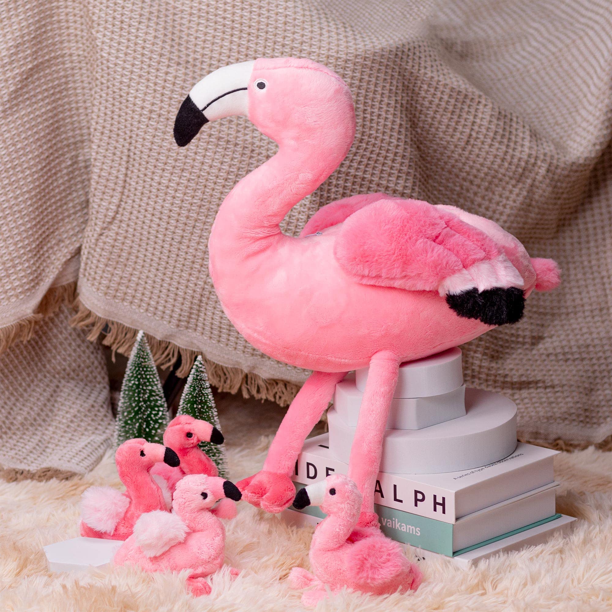 Qpewep flamingo bedroom decor – fairytale touch for a kid's room