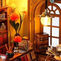 Quanquer detailed bookshelf and desk scene showcases ancient tomes vividly.