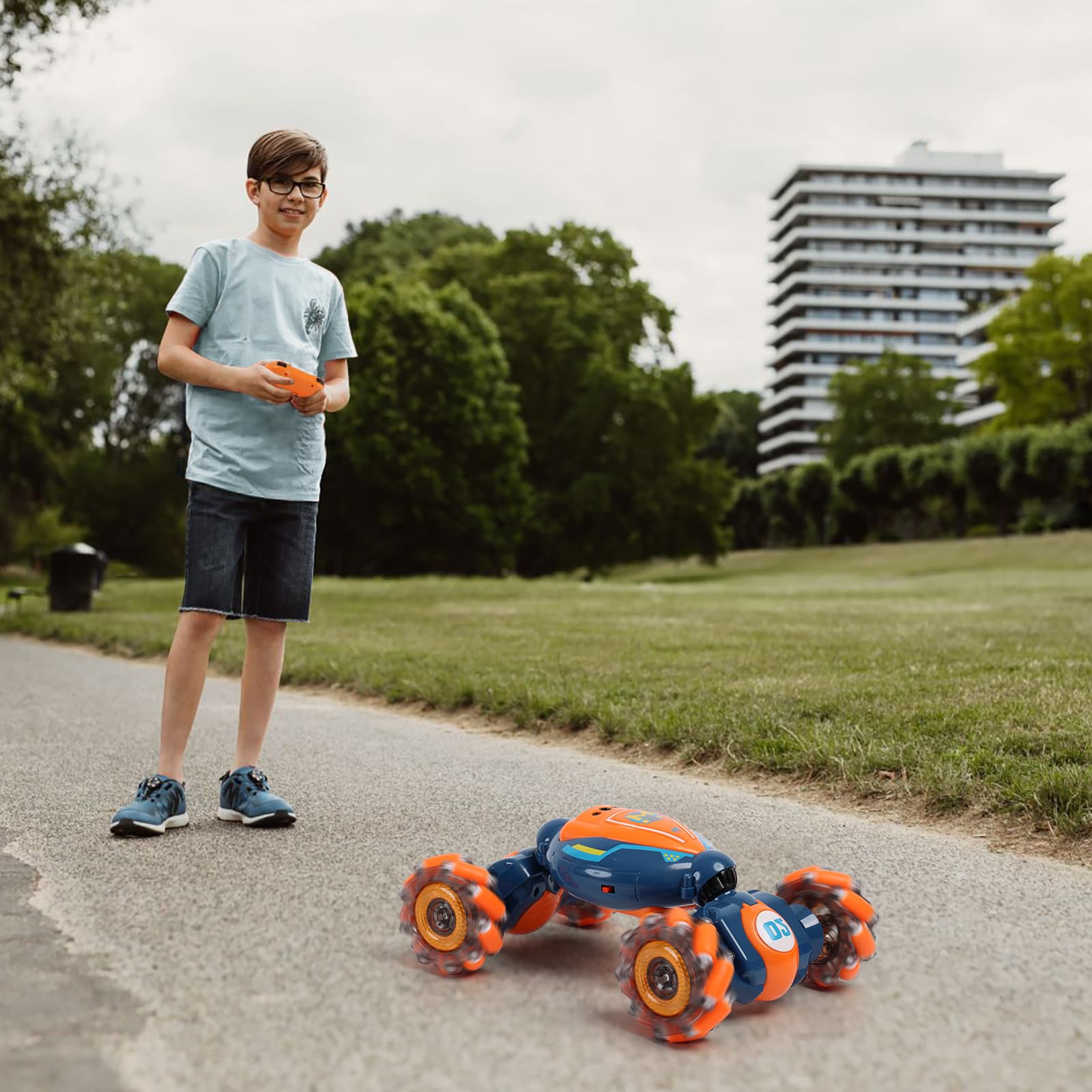 QXHOL RC stunt car gift-ready packaging for birthdays and holidays
