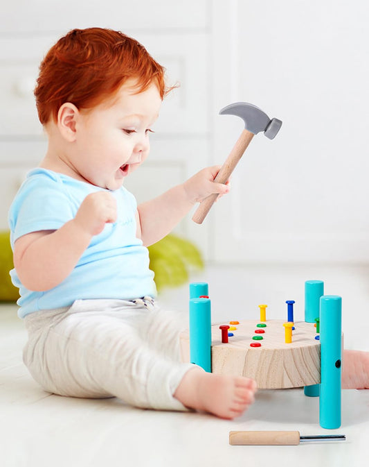 QZJVKBXY hammering bench with plastic pegs for insertion play