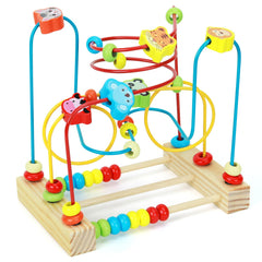 QZMTOY Bead Maze Child Playing demonstrates focused, mindful playtime