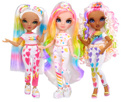Rainbow High Color & Create doll DIY play setup sparks imaginative themes.