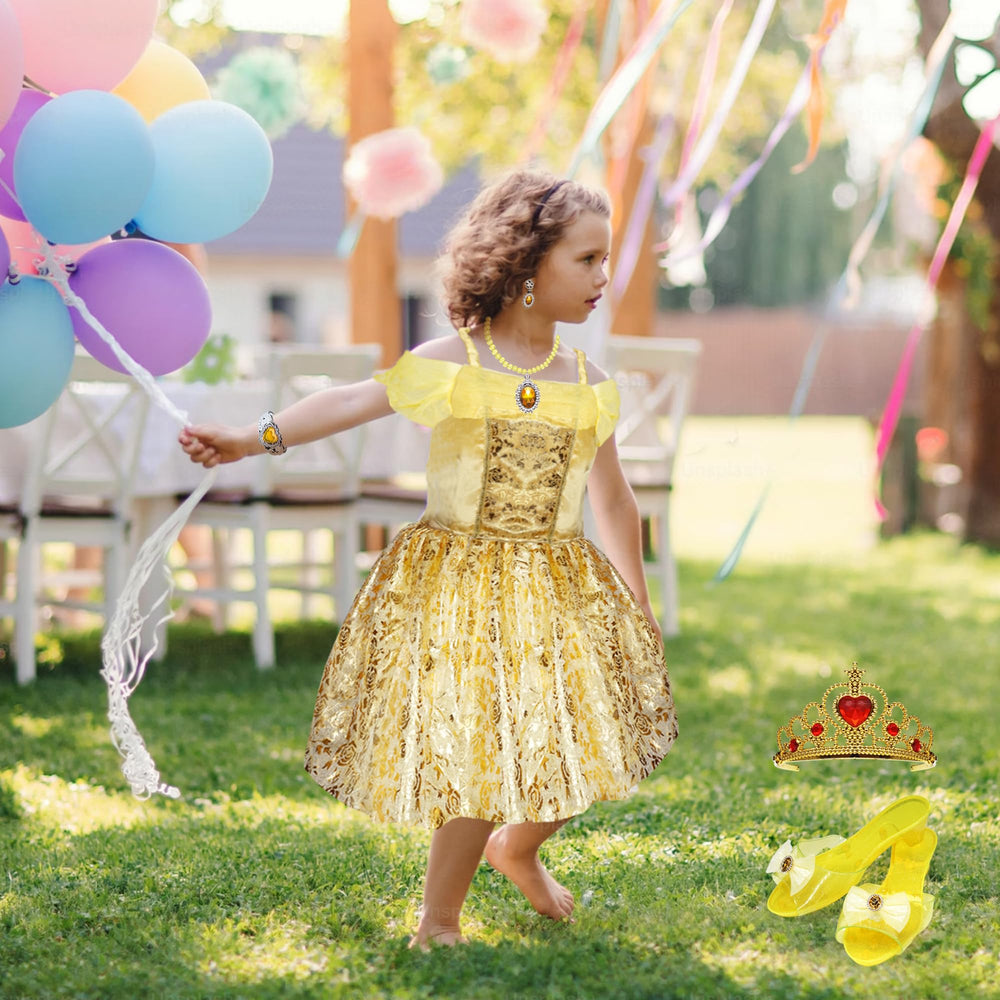 Ranzyfa glitter crown highlighting sparkly pretend play moments