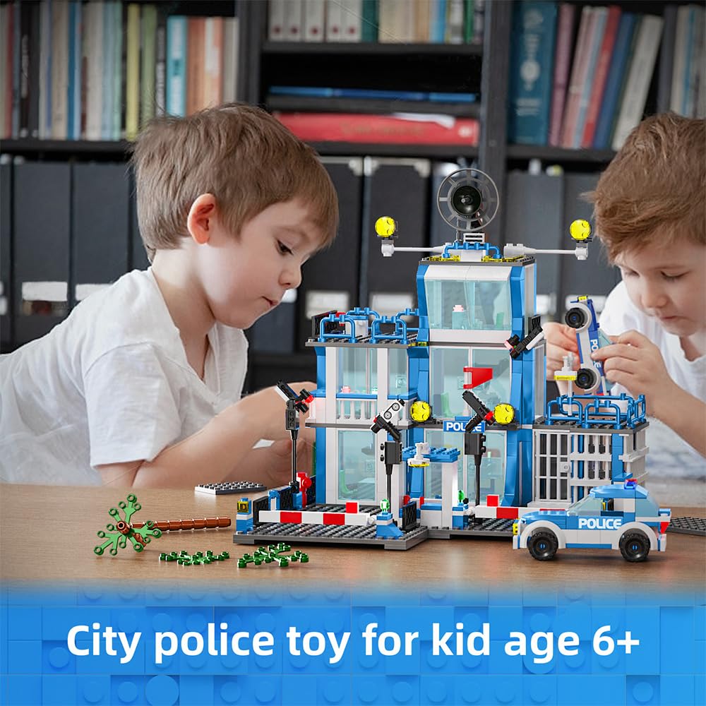 RAVAYO Gift-ready police station set for birthdays and celebrations.
