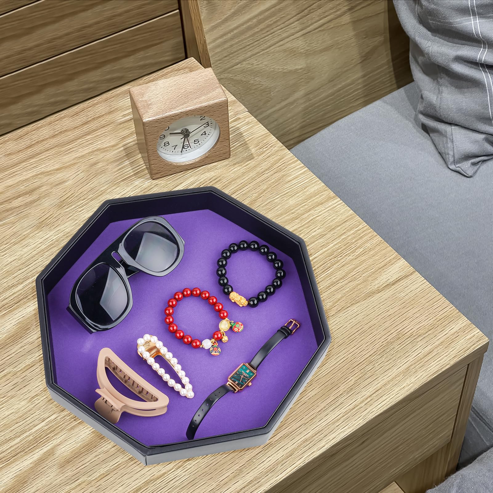 RERIVER dice tray doubles as storage for small items between games