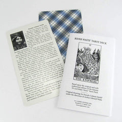 Rider-Waite sample card The Empress shows vibrant imagery for intuitive readings.