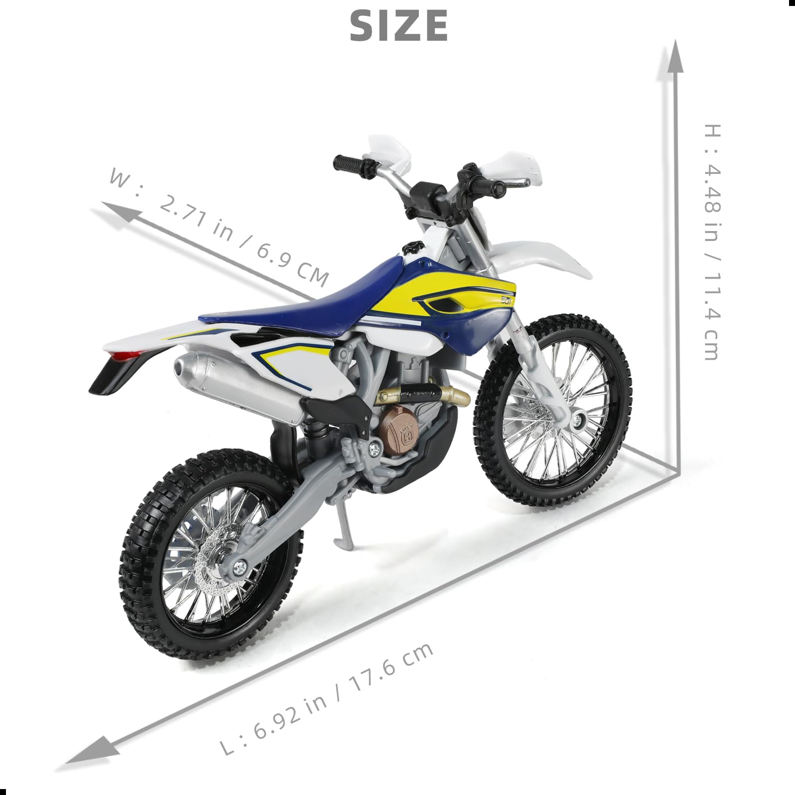 Risopen exhaust design detail captures realism for immersive play and display.