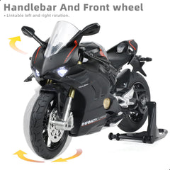 Risopen Ducati V4S detailed wheels and tires with lifelike texture.