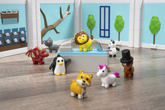 Roblox Pet Store packaging highlights includes iconic characters and deluxe play features.