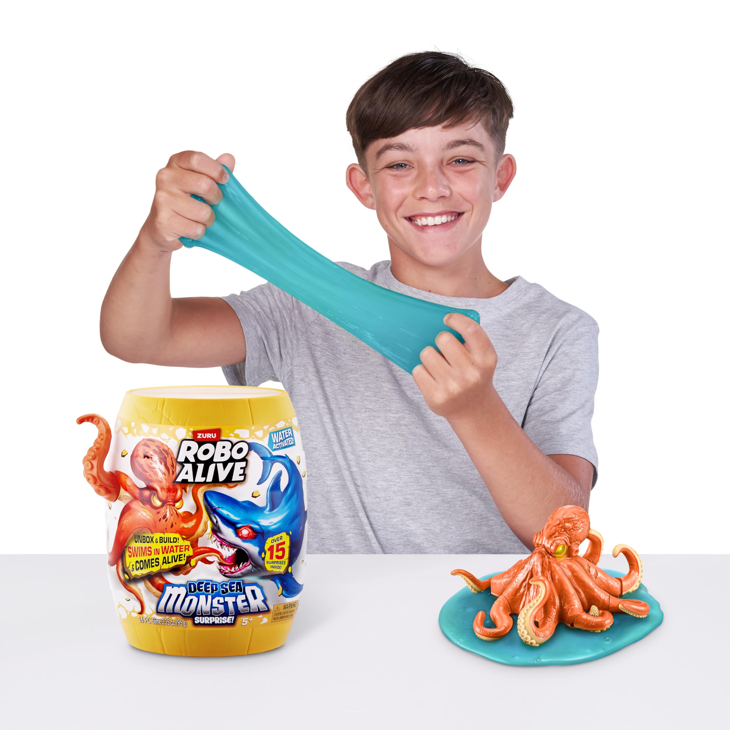 Robo Alive Deep Sea Monster Surprise sea monster activation showcases interactive motion in water