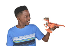 Robo Alive Dino Wars Raptor durable design supports long-lasting play