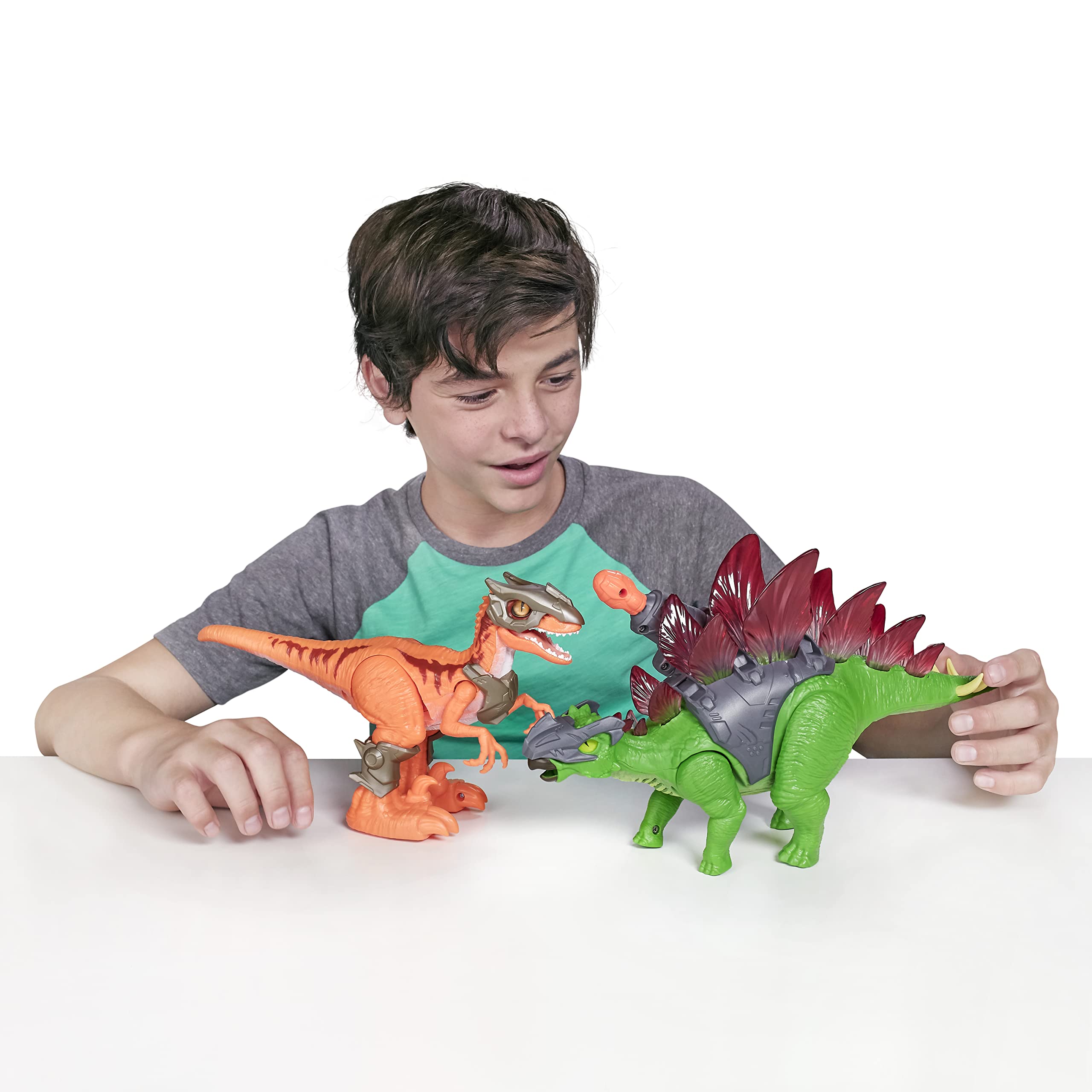 Robo Alive Dino Wars Raptor ideal for display or action play at home